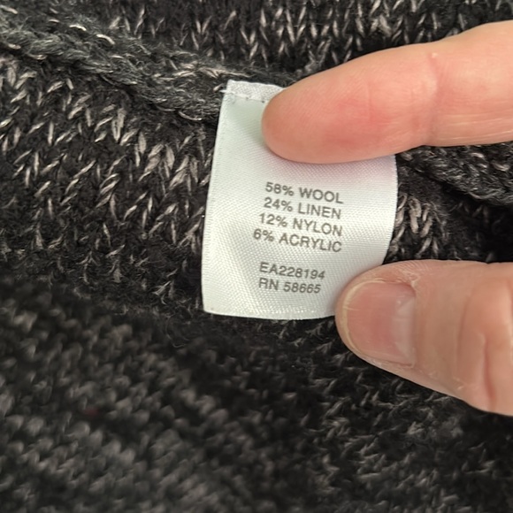 Classy Black/Grey Space-dyed knit sweater from Classiques Entier in size M - Picture 7 of 9